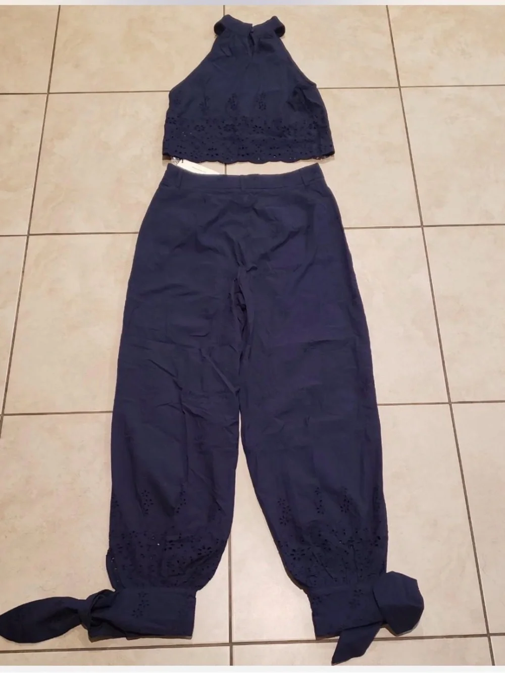 Commense Eyelet Top & Tie - Cuff pants set